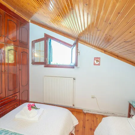 Eleni Perithia By Corfuescapes Agios Spyridon (Corfu)