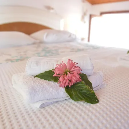 Vakantiehuis Eleni Perithia By Corfuescapes Agios Spyridon (Corfu)